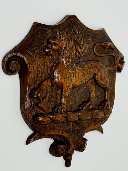 19th Century Pugin Design Carved Tiger Oak Heraldic Lion Shield Family Crest Sculpture - Cheshire Antiques Consultant Ltd