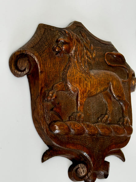 19th Century Pugin Design Carved Tiger Oak Heraldic Lion Shield Family Crest Sculpture - Cheshire Antiques Consultant Ltd