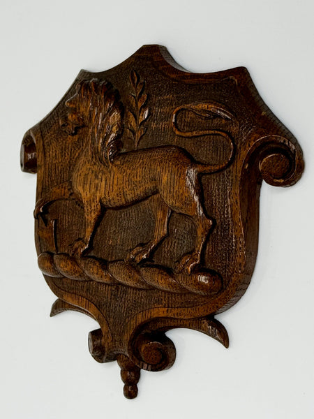 19th Century Pugin Design Carved Tiger Oak Heraldic Lion Shield Family Crest Sculpture - Cheshire Antiques Consultant Ltd