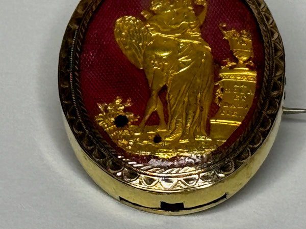 Neoclassical 14ct Gold French 18th Century Jewel Cupid and Psyche Brooch, c.1760