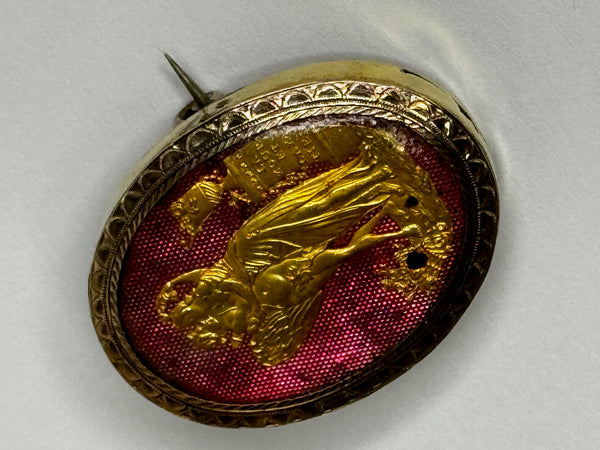 Neoclassical 14ct Gold French 18th Century Jewel Cupid and Psyche Brooch, c.1760