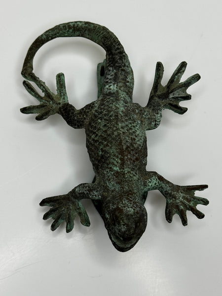 🦎 Rare Arts & Crafts Bronze Gecko Door Knocker Sculpture, c.1915 – Attributed to the Style of Oscar Bruno Bach (1884–1957)