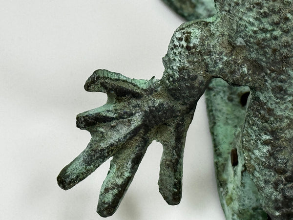 🦎 Rare Arts & Crafts Bronze Gecko Door Knocker Sculpture, c.1915 – Attributed to the Style of Oscar Bruno Bach (1884–1957)