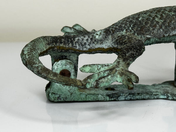 🦎 Rare Arts & Crafts Bronze Gecko Door Knocker Sculpture, c.1915 – Attributed to the Style of Oscar Bruno Bach (1884–1957)