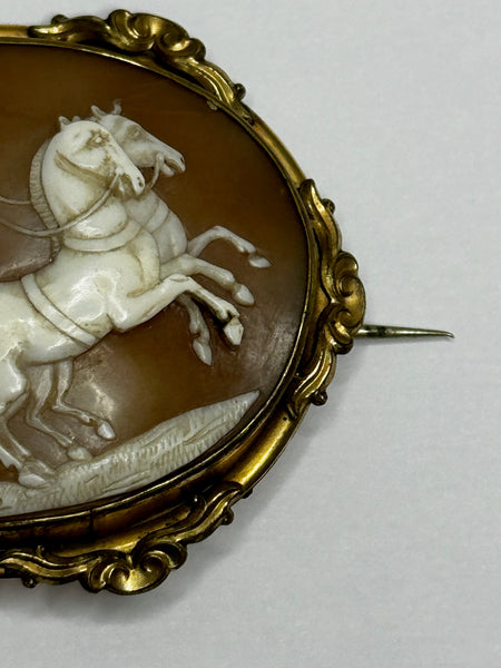 Aurora, Goddess of the Dawn — Important Italian Neoclassical Shell Cameo Brooch, c.1820