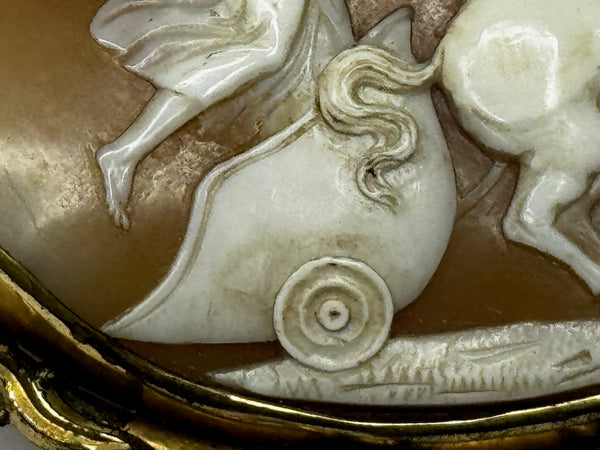 Aurora, Goddess of the Dawn — Important Italian Neoclassical Shell Cameo Brooch, c.1820
