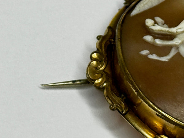 Aurora, Goddess of the Dawn — Important Italian Neoclassical Shell Cameo Brooch, c.1820