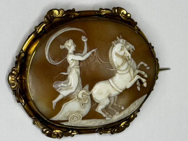Aurora, Goddess of the Dawn — Important Italian Neoclassical Shell Cameo Brooch, c.1820